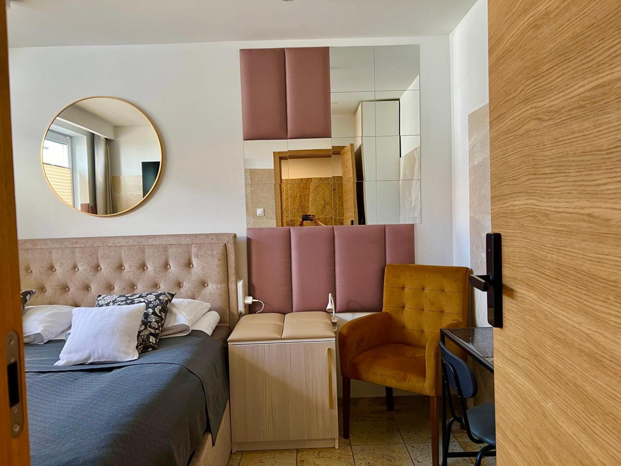 North Nest Luxury Suites Gdańsk Rum bild